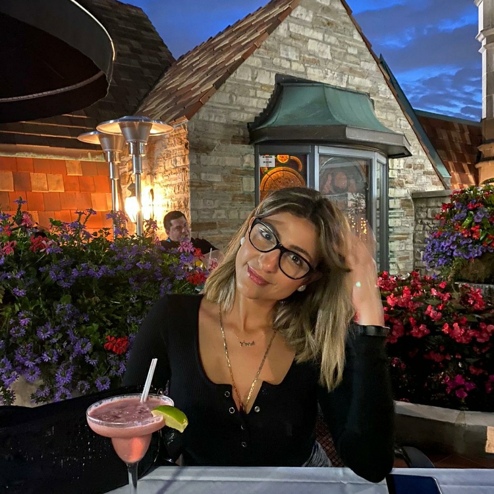 Meet your Posher, Eriny